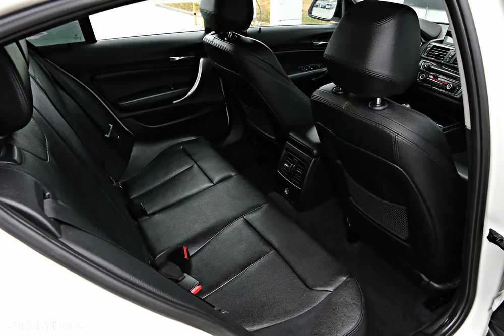 BMW Seria 1 118d Urban Line - 37