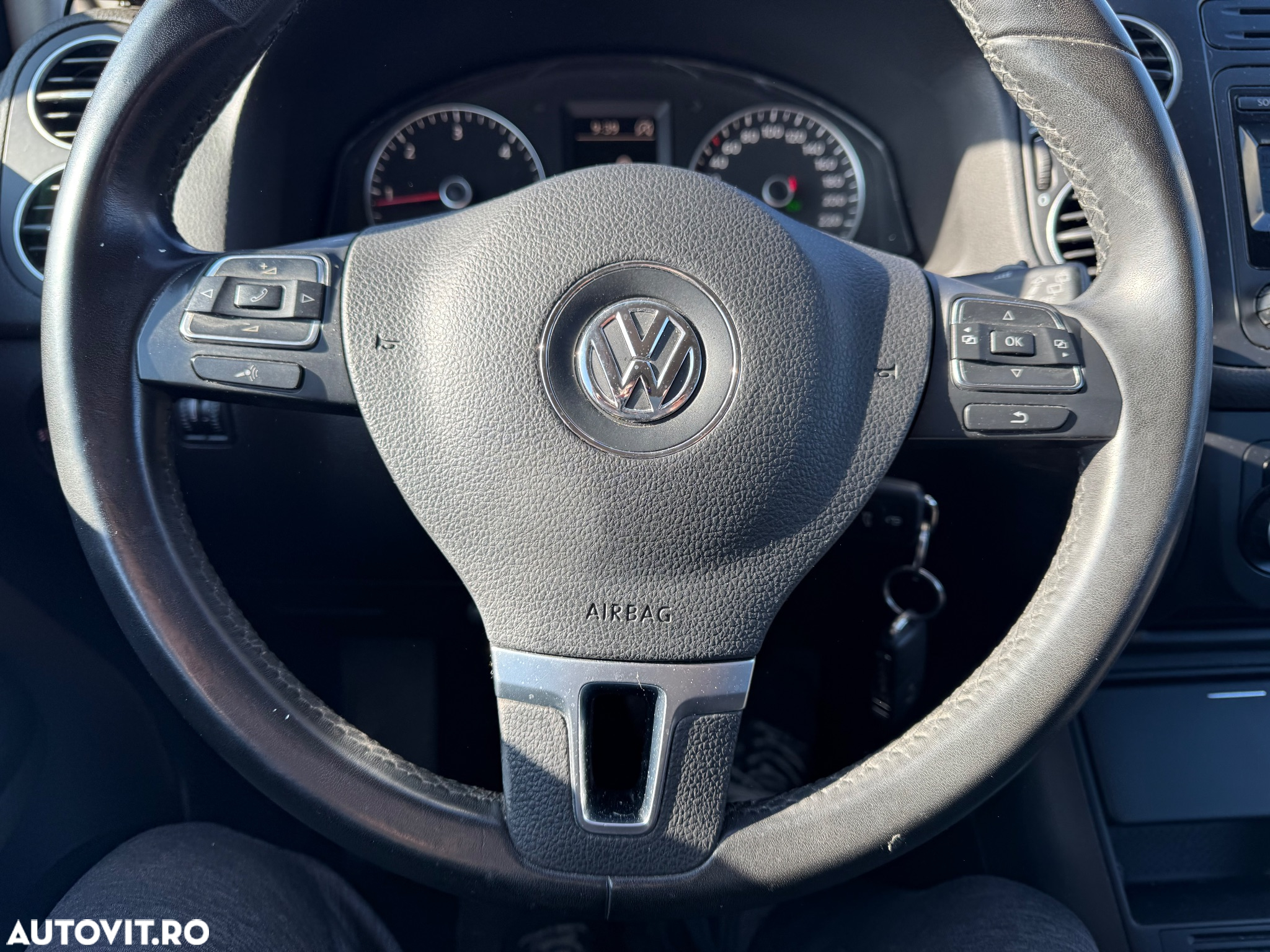 Volkswagen Golf Plus 1.6 TDI DPF BMT Highline DSG - 11