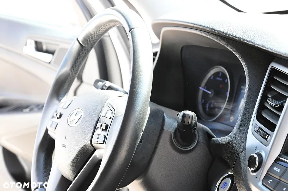 Hyundai Tucson 2.0 CRDI BlueDrive GO Plus 2WD - 27