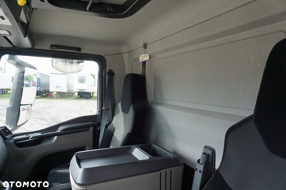 MAN TGL 12.250 4x2 BL CHŁODNIA THERMO KING NAVI * 125 000 KM * - 11