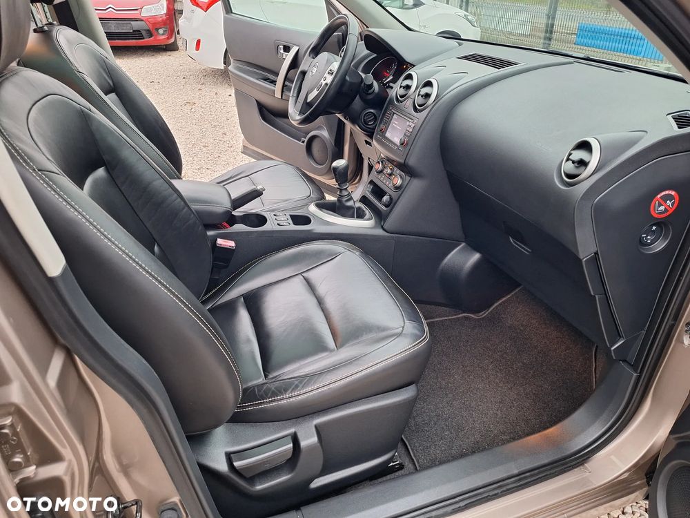 Nissan Qashqai 2.0 dCi Tekna Pack - 24