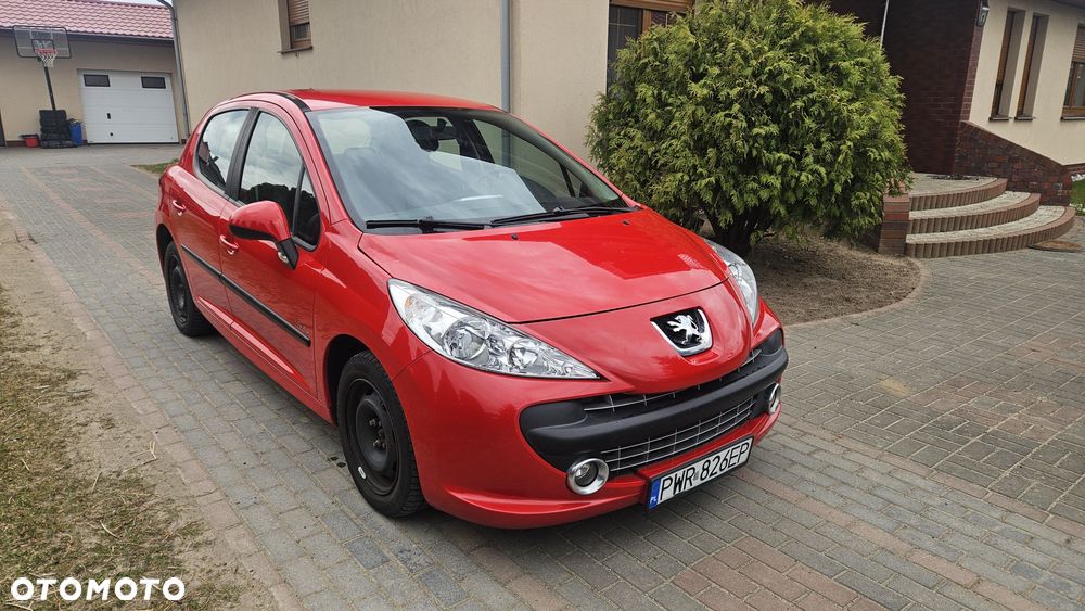 Peugeot 207 - 2