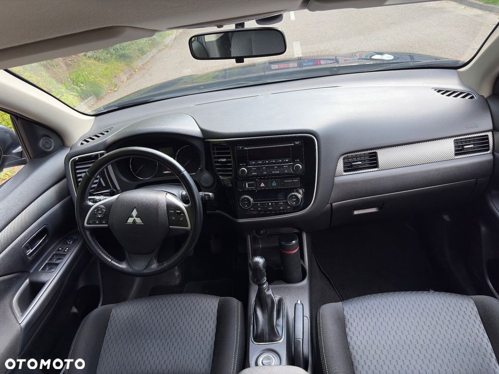 Mitsubishi Outlander 2.2 DID Intense + 4WD - 17