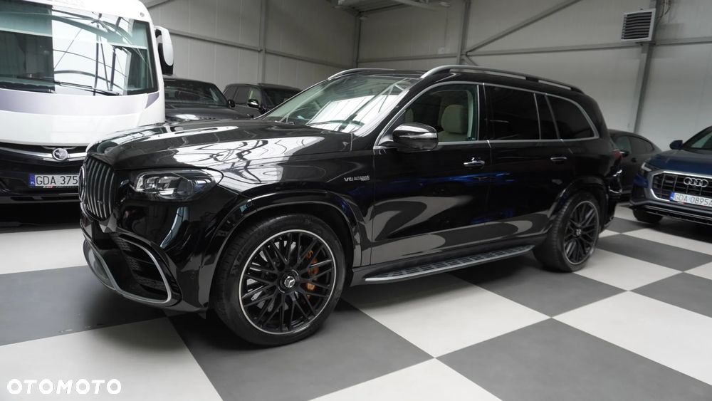 Mercedes-Benz GLS - 12