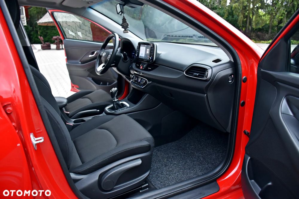 Hyundai i30 1.0 T-GDI Connect & Go - 29