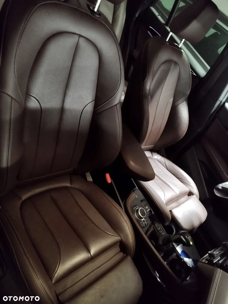 BMW X1 xDrive25e Sport Line - 23