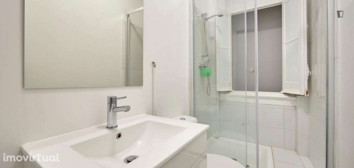 Quarto - localizado em Saldanha Lisbon - Grande imagem: 3/12