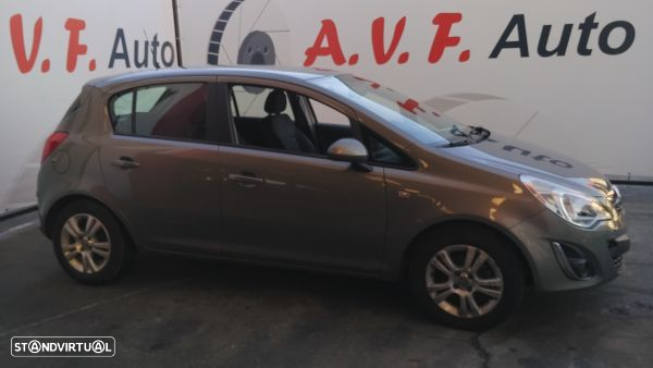 Para Peças Opel Corsa D (S07) - 2