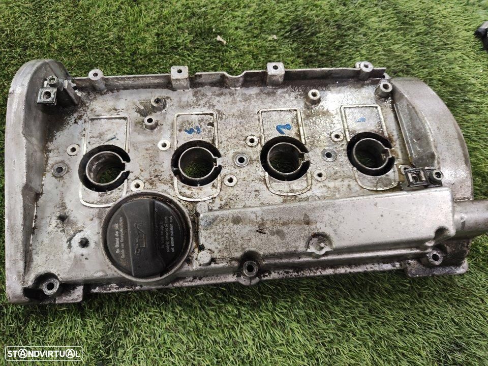 TAMPA DAS VÁLVULAS AUDI A4 BERLINA 8E - 1