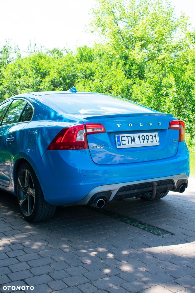 Volvo S60 D4 Drive-E R-Design Summum - 6