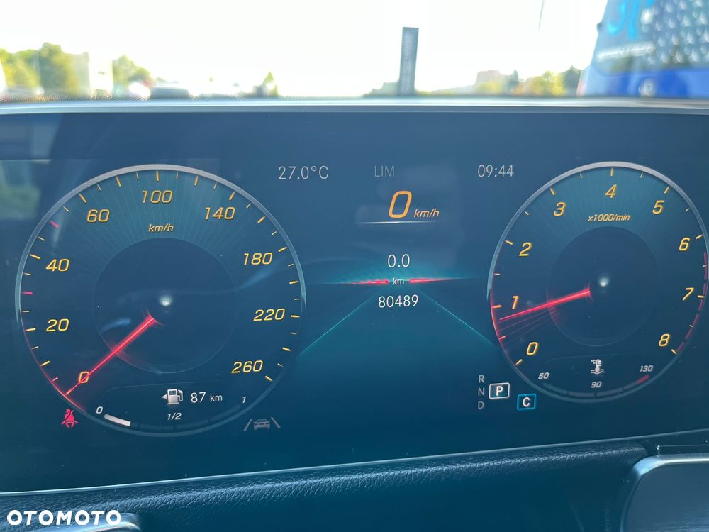 Mercedes-Benz GLB 250 4-Matic 8G-DCT - 13