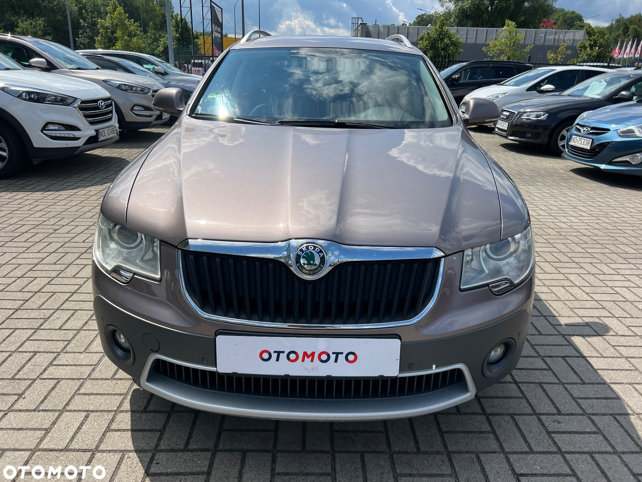 Skoda Superb 2.0 TDI 4x4 DSG Exclusive - 20