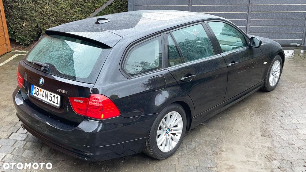 BMW Seria 3 318i Edition Exclusive - 27