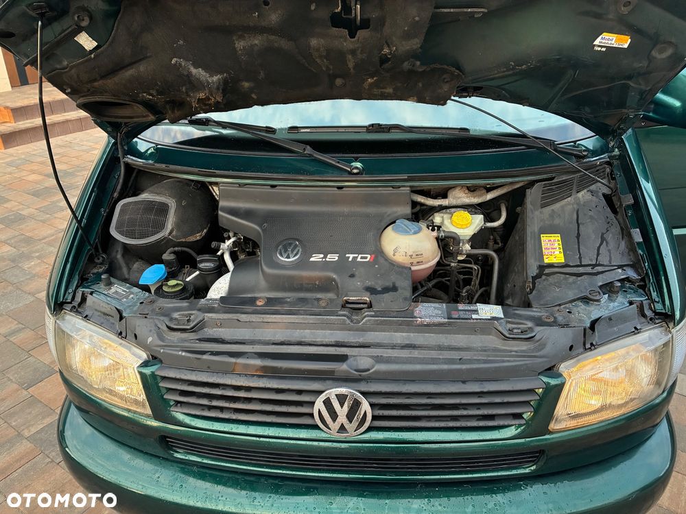 Volkswagen Multivan - 8