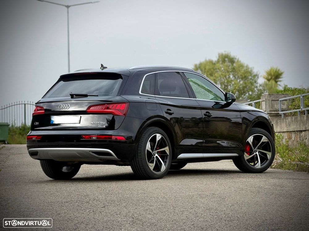 Audi Q5 50 TFSIe quattro Design S tronic - 4