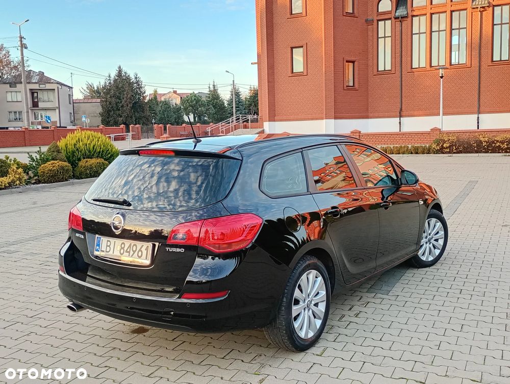 Opel Astra 1.4 Turbo - 5