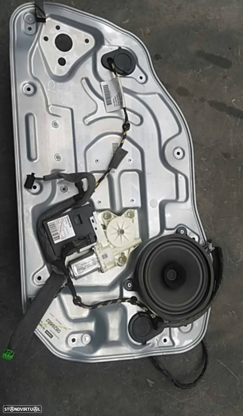 Elevador Elect Fte Dto Volvo V50 (545) - 3