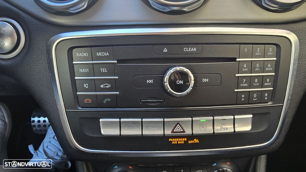 Mercedes-Benz GLA 220 d AMG Line - 27