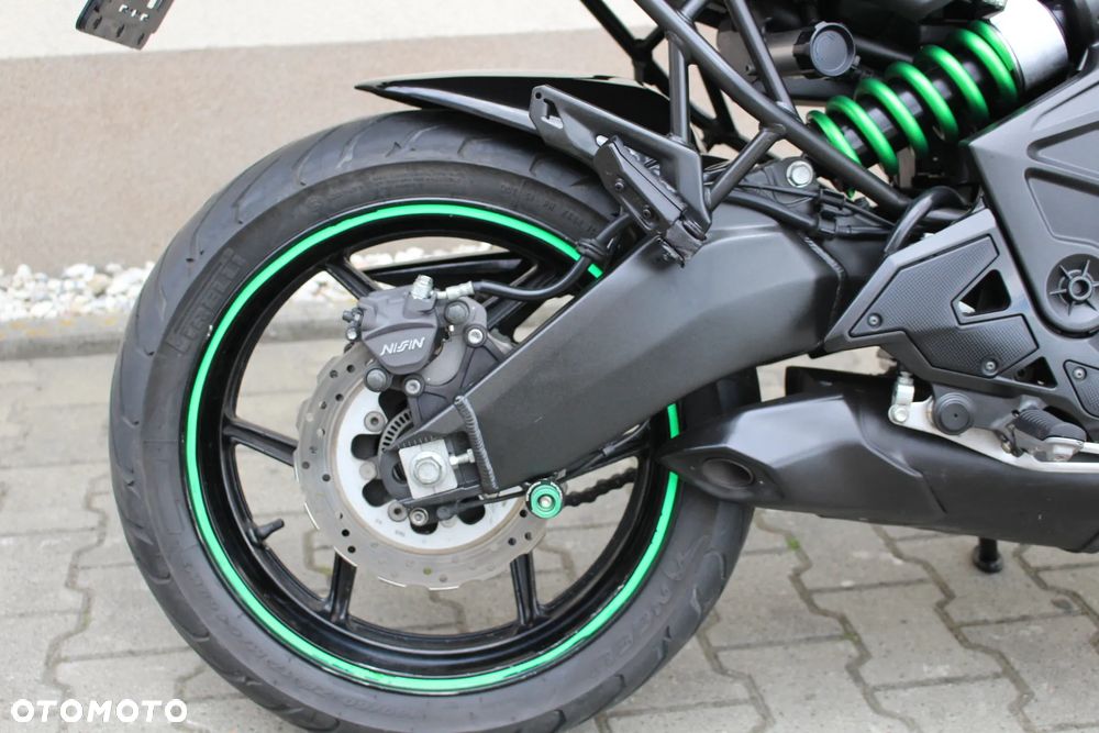 Kawasaki Versys 650 - 15