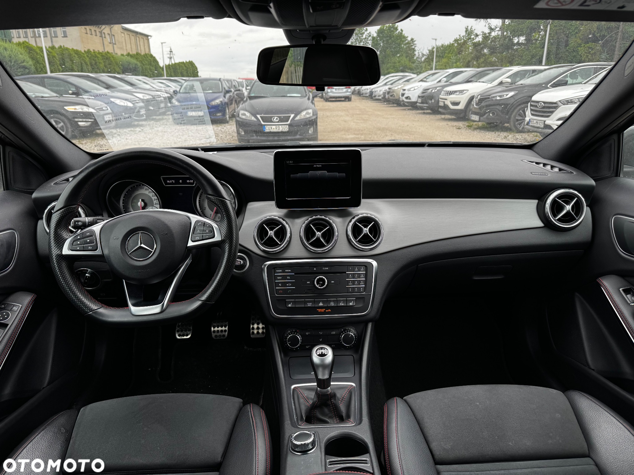 Mercedes-Benz GLA 250 AMG Line - 26