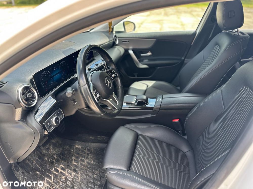 Mercedes-Benz Klasa A 180 d 7G-DCT - 10