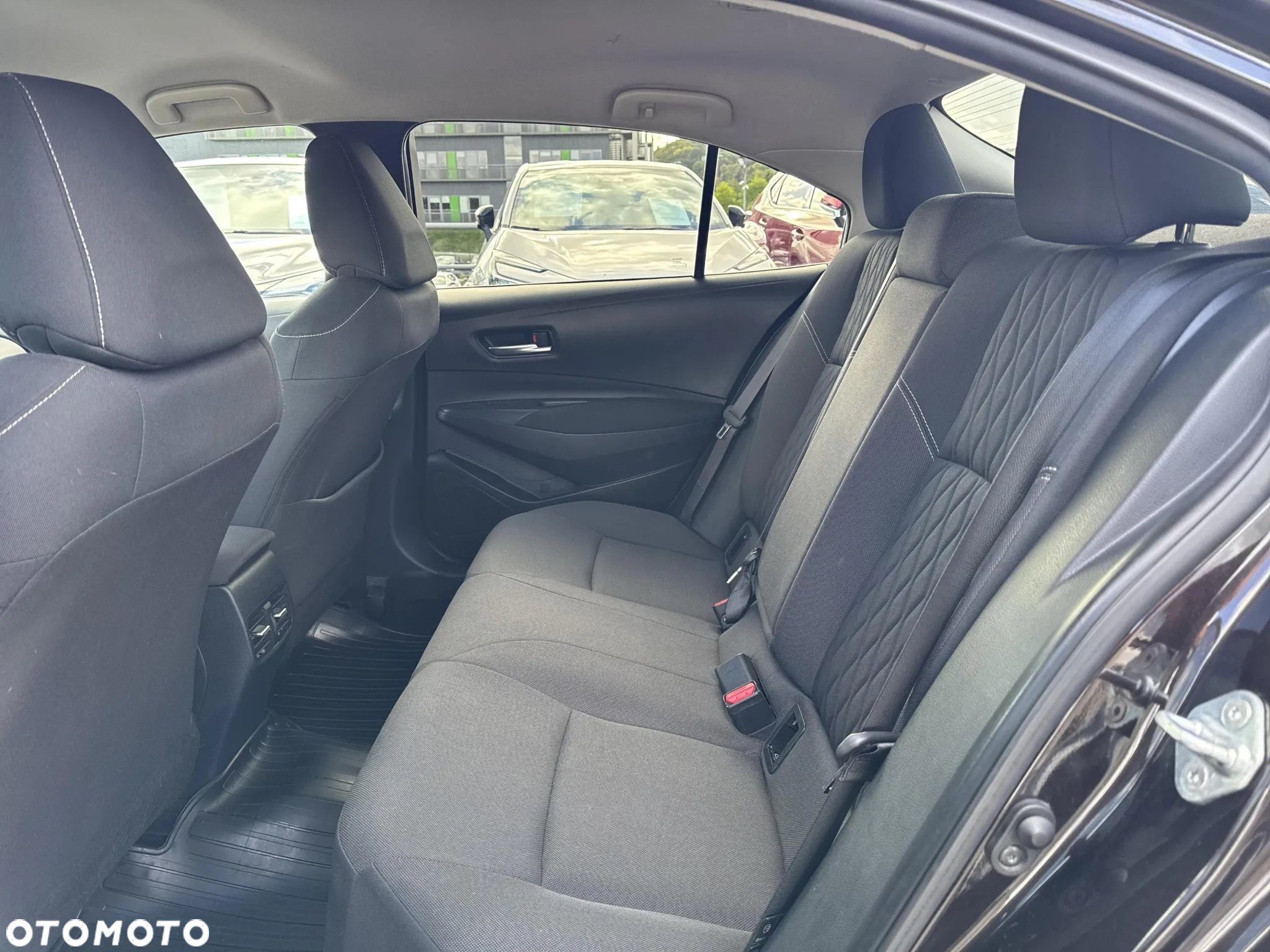 Toyota Corolla 1.6 Comfort - 11