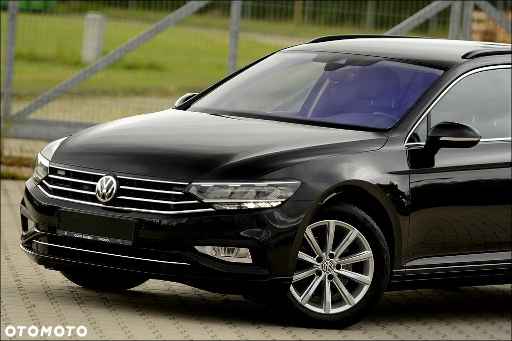 Volkswagen Passat Variant 2.0 TDI SCR DSG Comfortline - 8