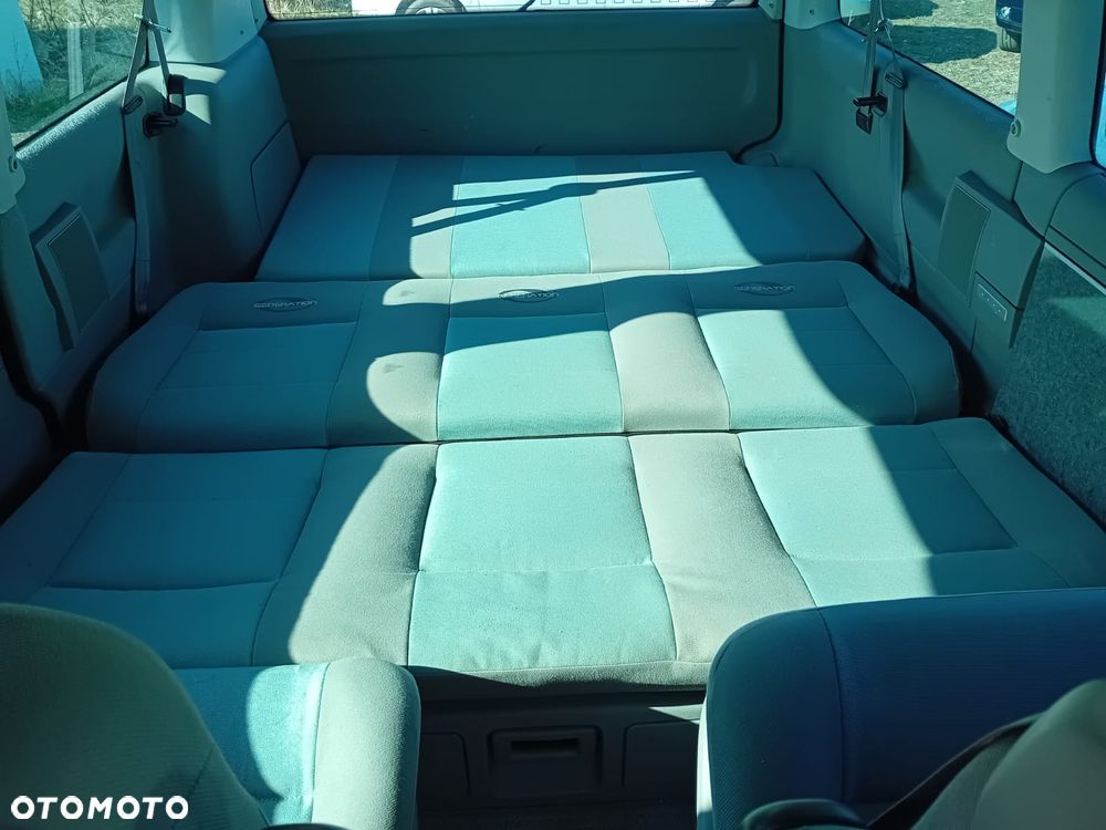 Volkswagen Multivan - 11