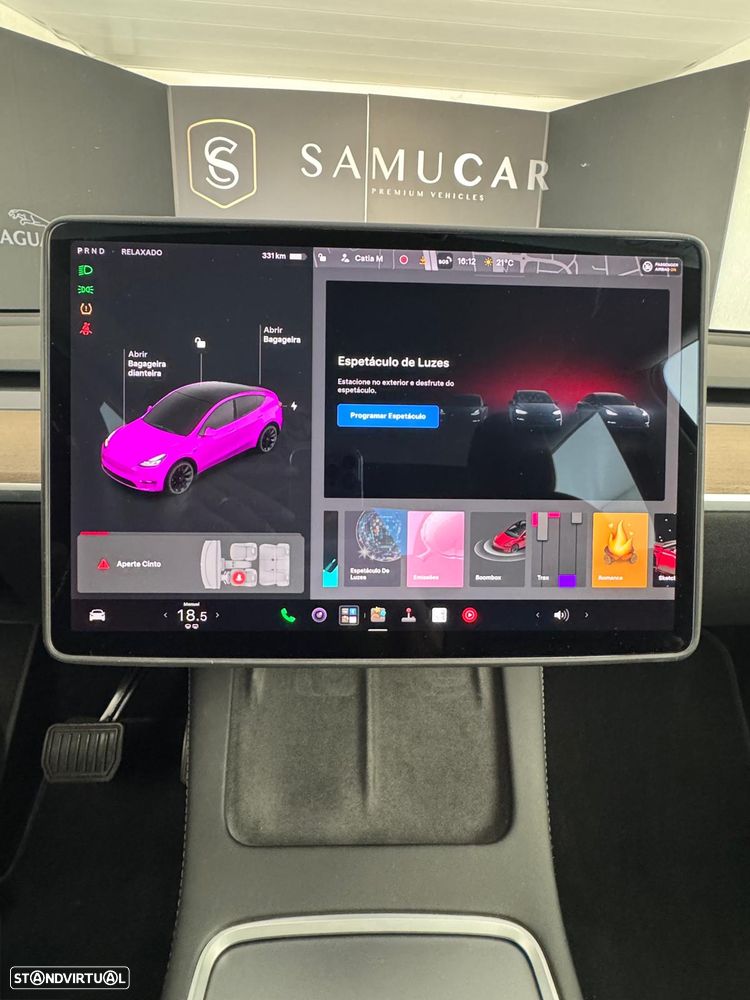 Tesla Model Y Long Range Dual Motor AWD - 23