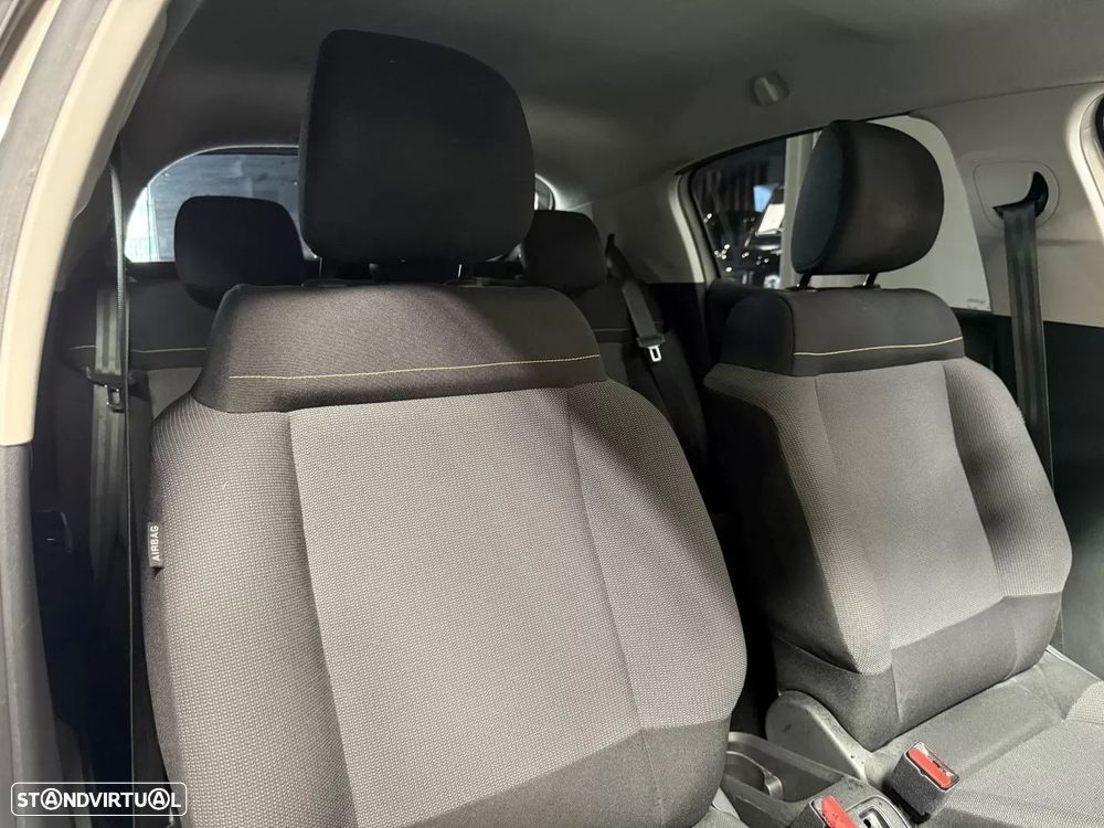 Citroën C3 1.2 PureTech Shine - 22