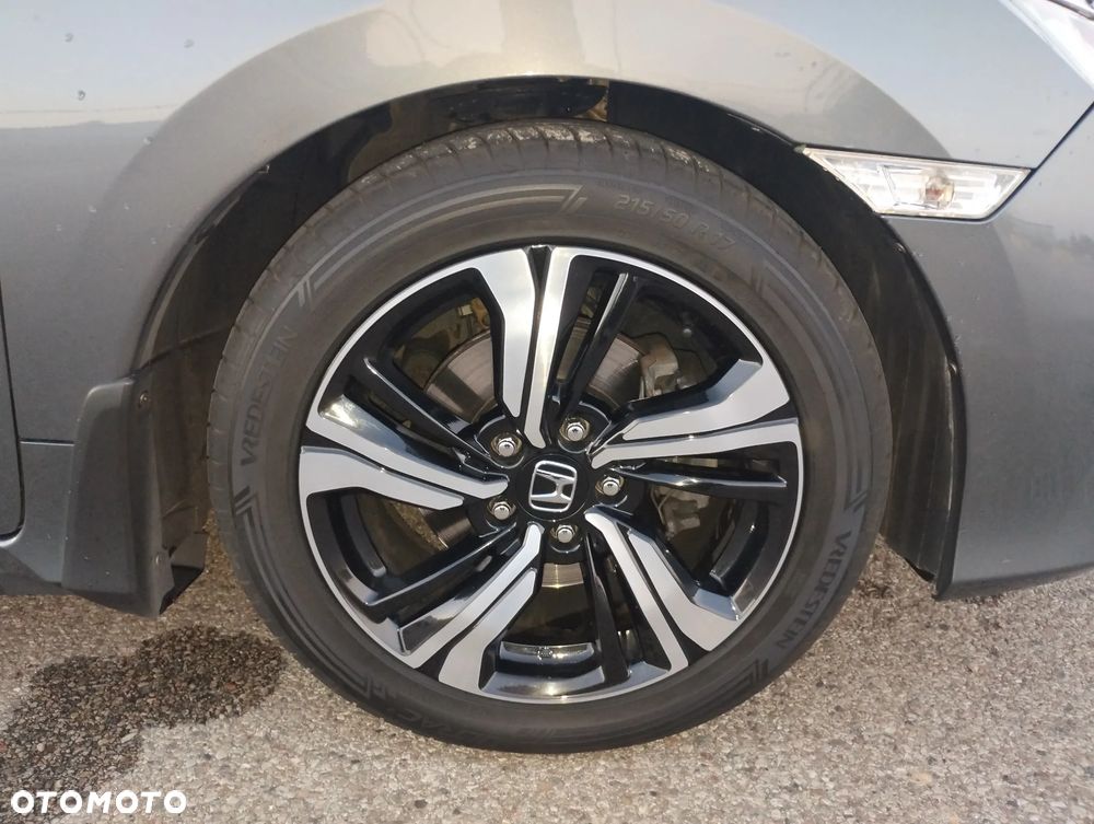Honda Civic 1.5 T Elegance - 23