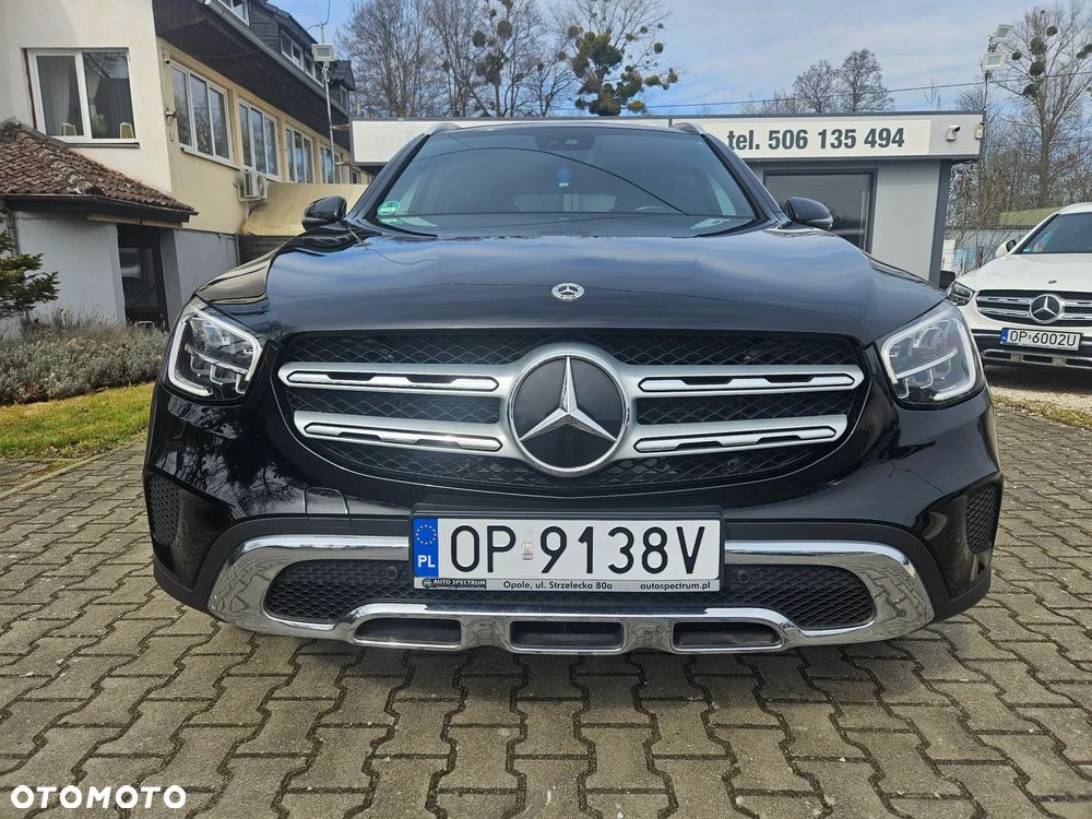 Mercedes-Benz GLC 300 e 4-Matic - 3