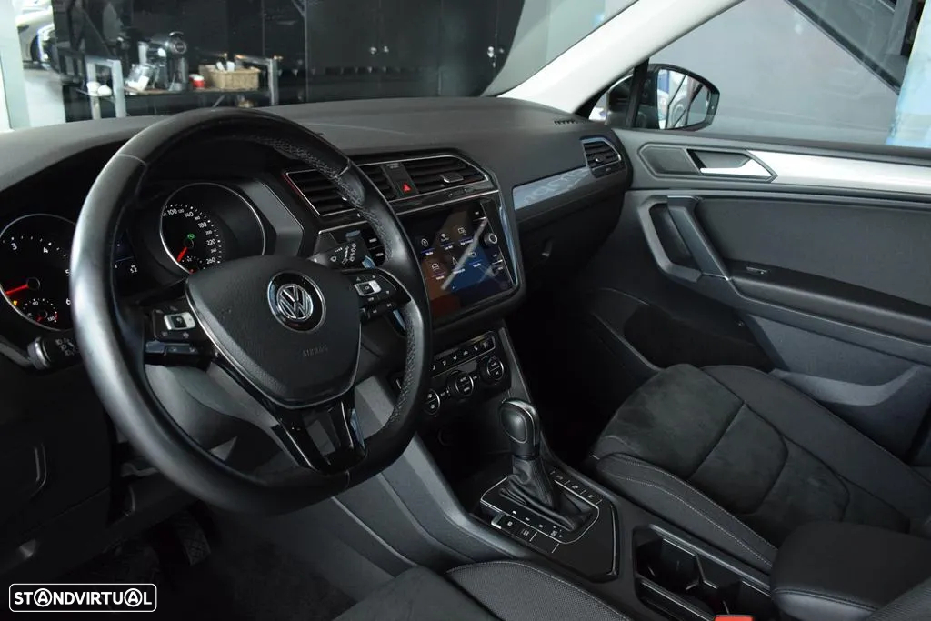 VW Tiguan Allspace 2.0 TDI Confortline DSG - 8