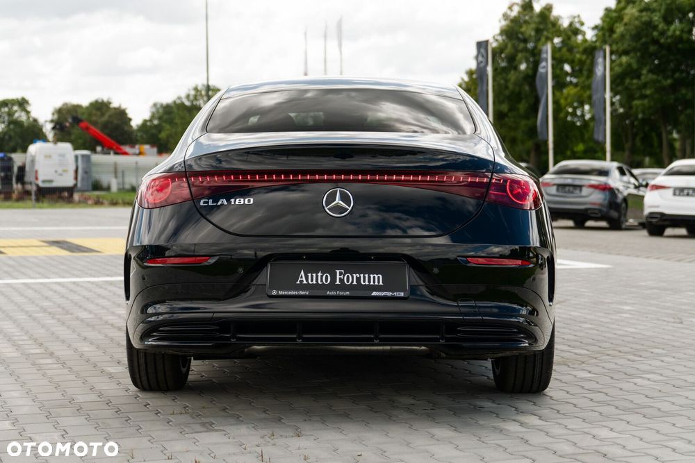Mercedes-Benz CLA - 7