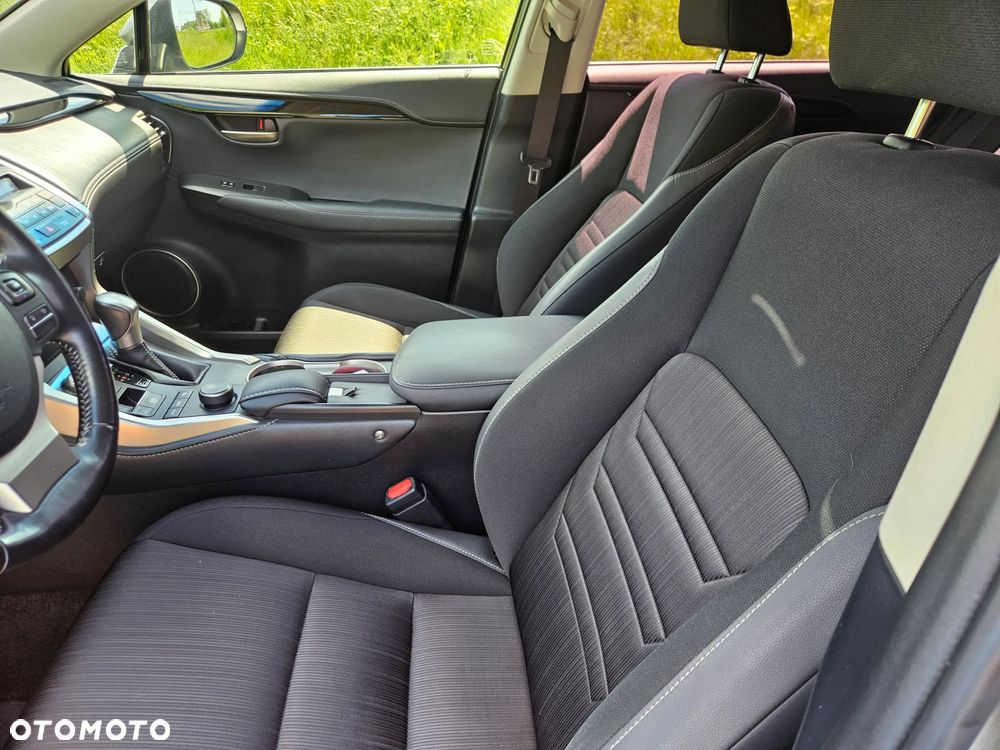 Lexus NX 200t Elite AWD - 19
