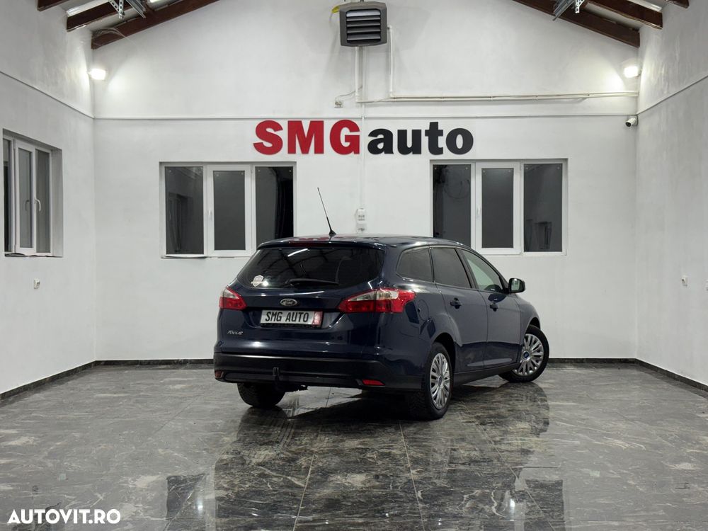 Ford Focus Turnier 1.6 TDCi DPF Start-Stopp-System Business - 4