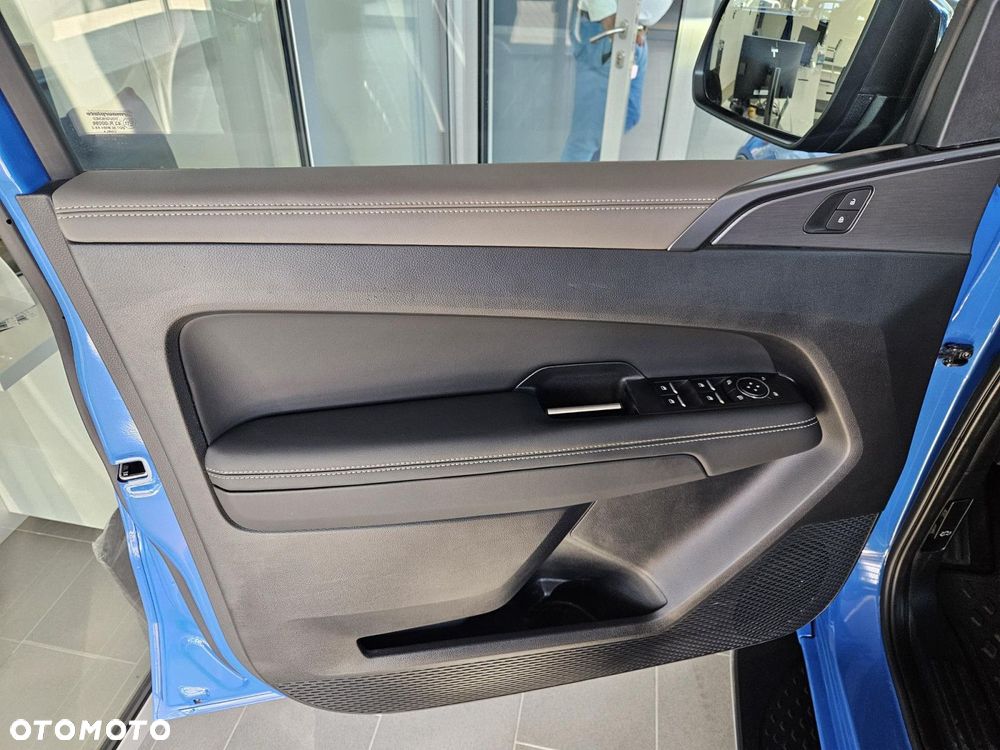 Volkswagen Amarok Aventura 3.0 TDI 4MOTION automatyczna 10 - bieg. - 12