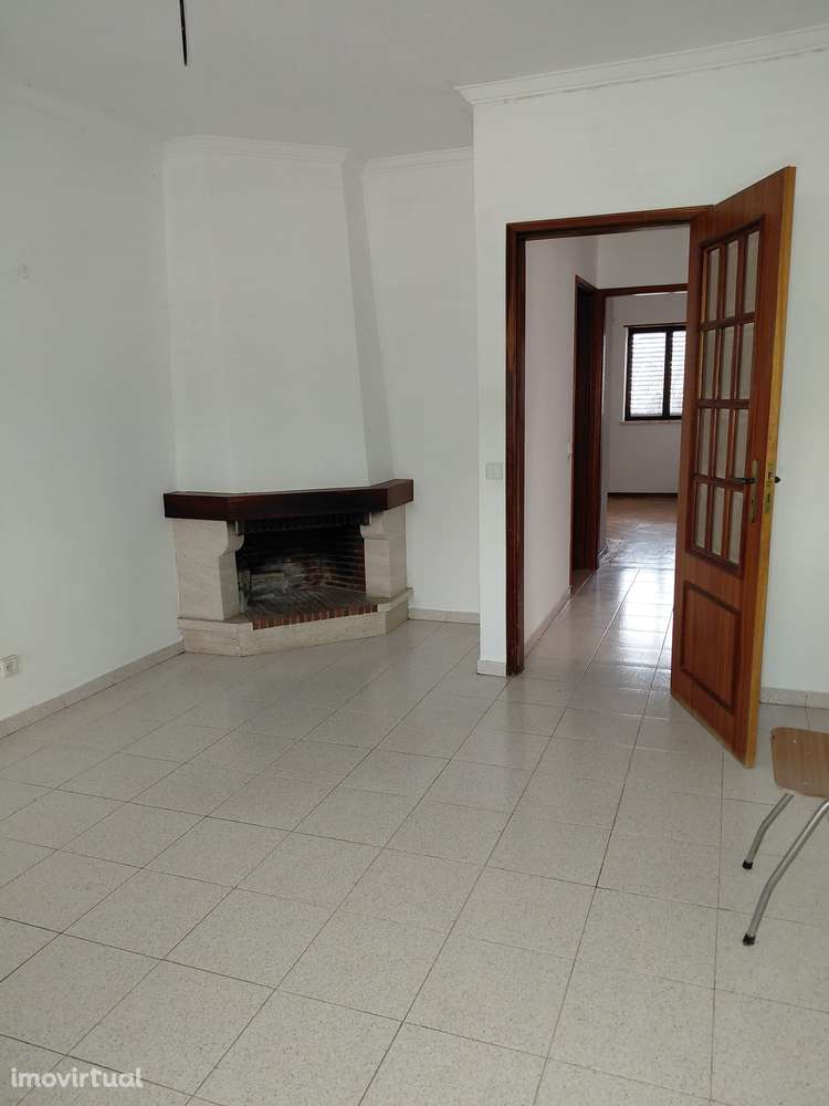 Apartamento T1 com garagem em Leiria - Grande imagem: 4/21