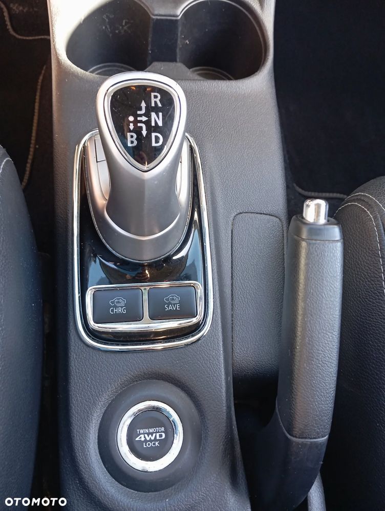 Mitsubishi Outlander - 6