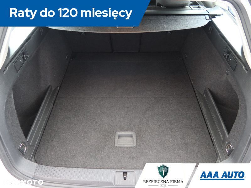 Volkswagen Passat Variant - 15