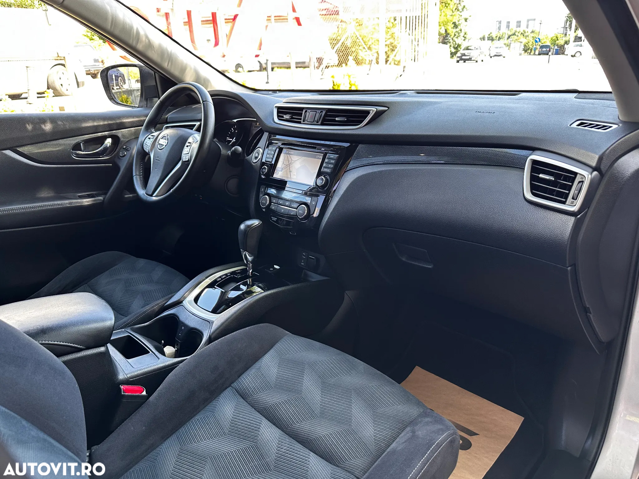 Nissan X-Trail 1.6 dCi Xtronic N-Connecta - 6