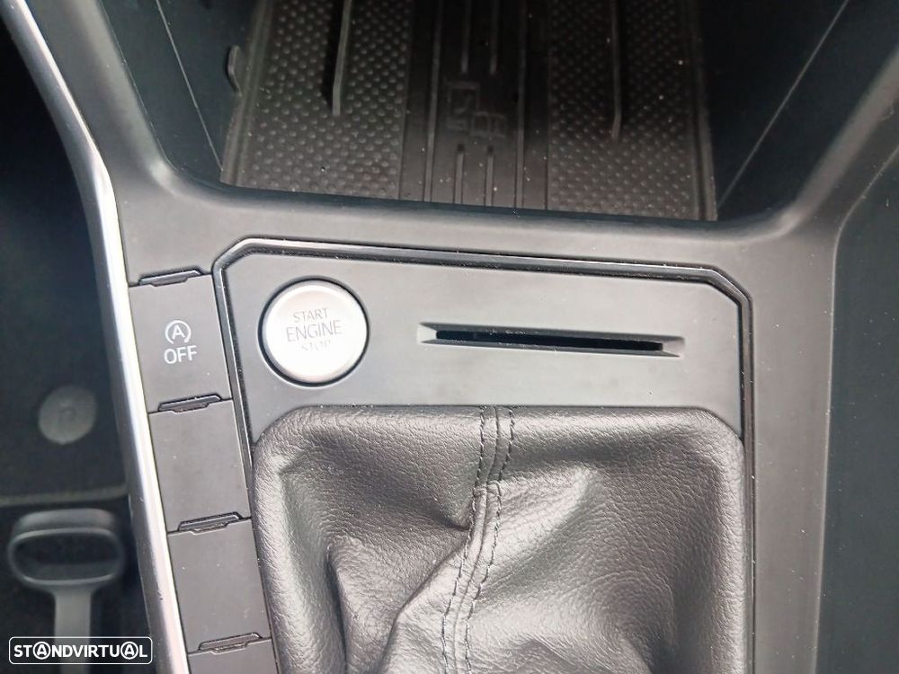VW Taigo 1.0 TSI Urban DSG - 25