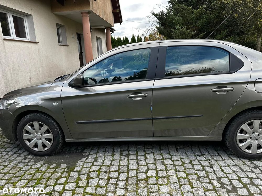 Peugeot 301 - 6
