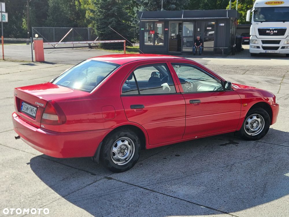 Mitsubishi Lancer 1300 GL - 5
