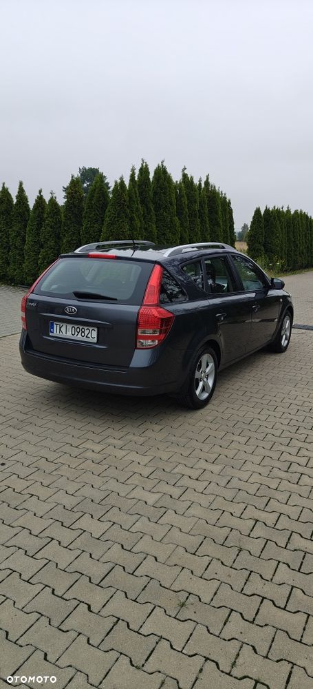 Kia Ceed - 5