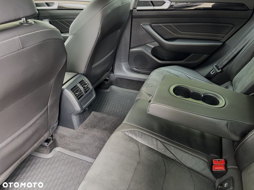 Volkswagen Arteon 2.0 TDI SCR Elegance DSG - 16
