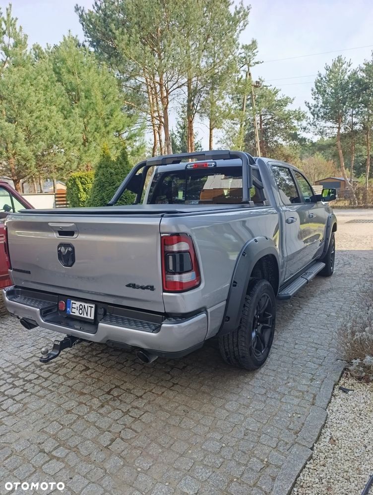 RAM 1500 Crew Cab Shortbed Bighorn - 4