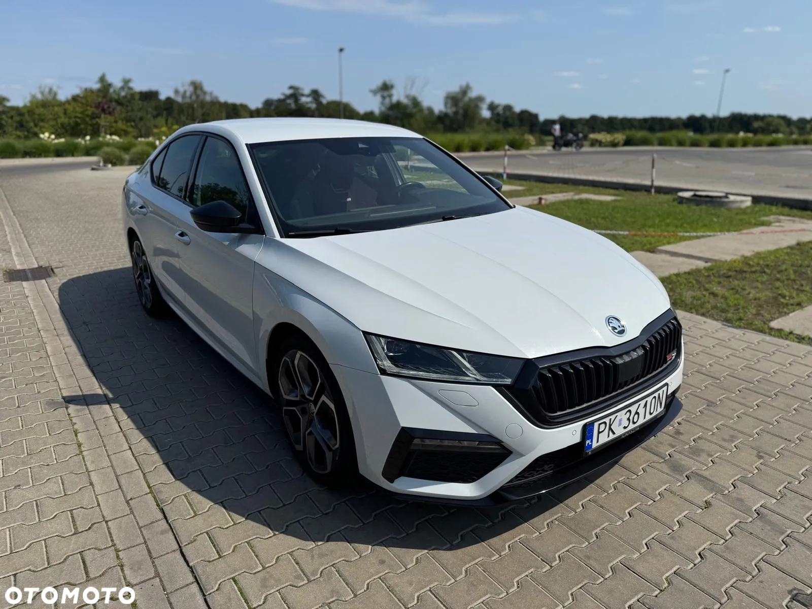 Skoda Octavia 2.0 TSI RS DSG - 2