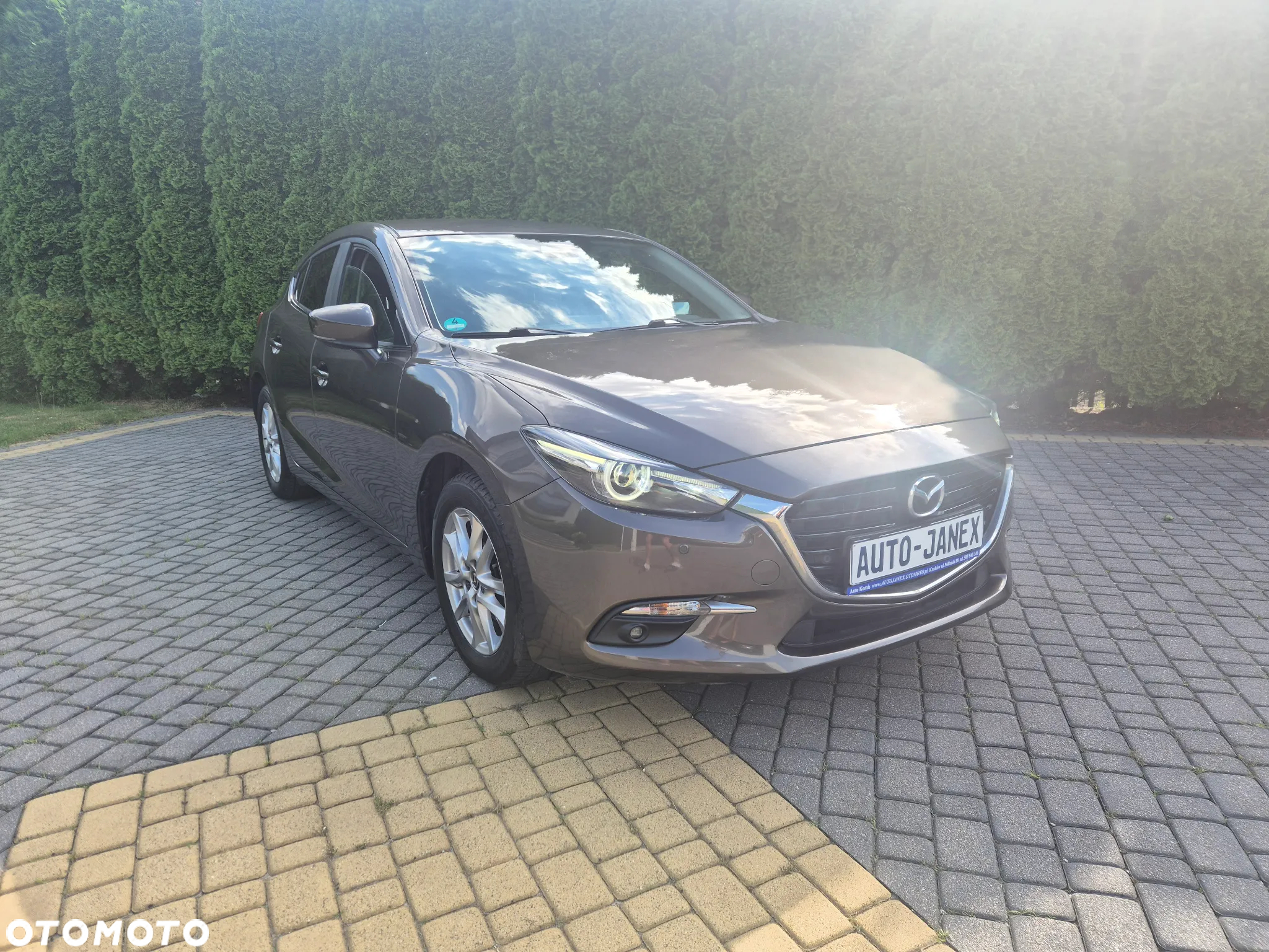 Mazda 3 SKYACTIV-G 120 Exclusive-Line - 2