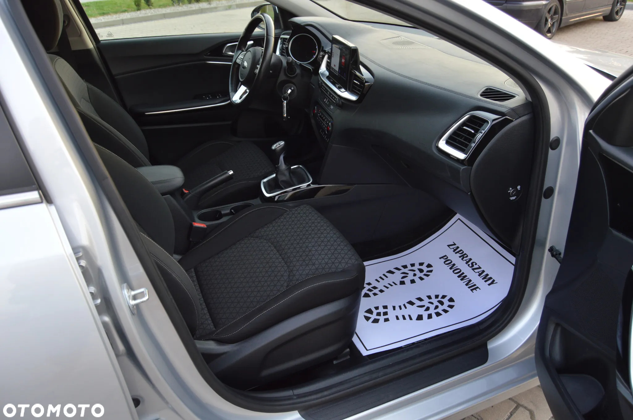 Kia Ceed 1.0 T-GDI SW ISG Platinum Edition - 34
